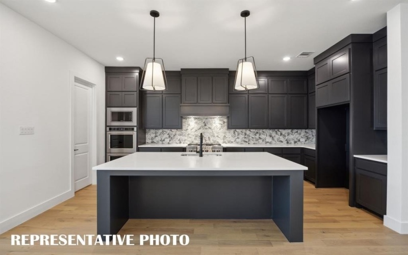 4020 Bentsen Street, McKinney, TX 75071, 4 Bedrooms Bedrooms, ,5 BathroomsBathrooms,Residential,For Sale,4020 Bentsen Street,0,21101787