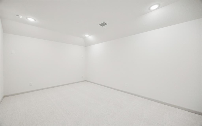 6917 Chief Spotted Tail Drive, McKinney, TX 75070, 4 Bedrooms Bedrooms, ,5 BathroomsBathrooms,Residential,For Sale,6917 Chief Spotted Tail Drive,0,21101823