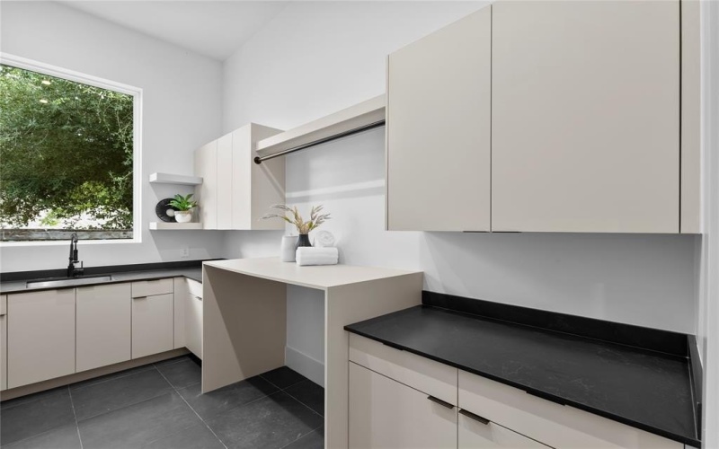 11232 Hillcrest Road, Dallas, TX 75230, 4 Bedrooms Bedrooms, ,6 BathroomsBathrooms,Residential,For Sale,11232 Hillcrest Road,0,21102073