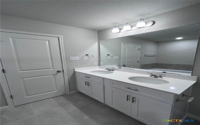 596 Backstays Loop, Kyle, TX 78640, 4 Bedrooms Bedrooms, ,3 BathroomsBathrooms,Residential,For Sale,596 Backstays Loop,0,593454