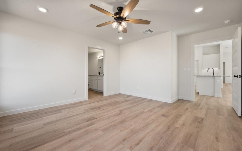 2019 Cottonwood Avenue, Wolfforth, TX 79382, 4 Bedrooms Bedrooms, ,2 BathroomsBathrooms,Residential,For Sale,2019 Cottonwood Avenue,0,202562537