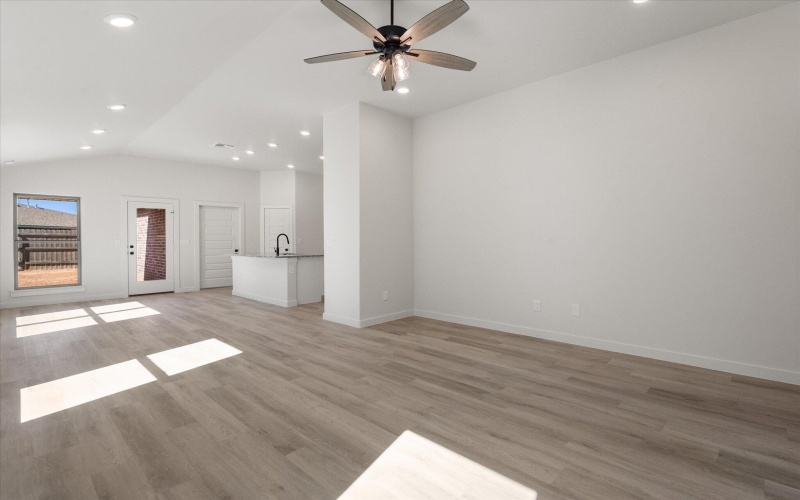 2019 Cottonwood Avenue, Wolfforth, TX 79382, 4 Bedrooms Bedrooms, ,2 BathroomsBathrooms,Residential,For Sale,2019 Cottonwood Avenue,0,202562537