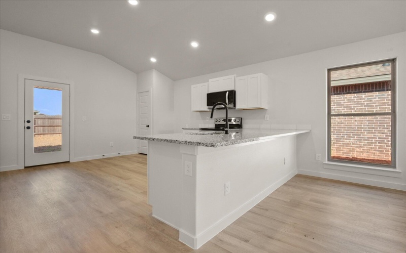 2013 Cottonwood Avenue, Wolfforth, TX 79382, 3 Bedrooms Bedrooms, ,2 BathroomsBathrooms,Residential,For Sale,2013 Cottonwood Avenue,0,202562538