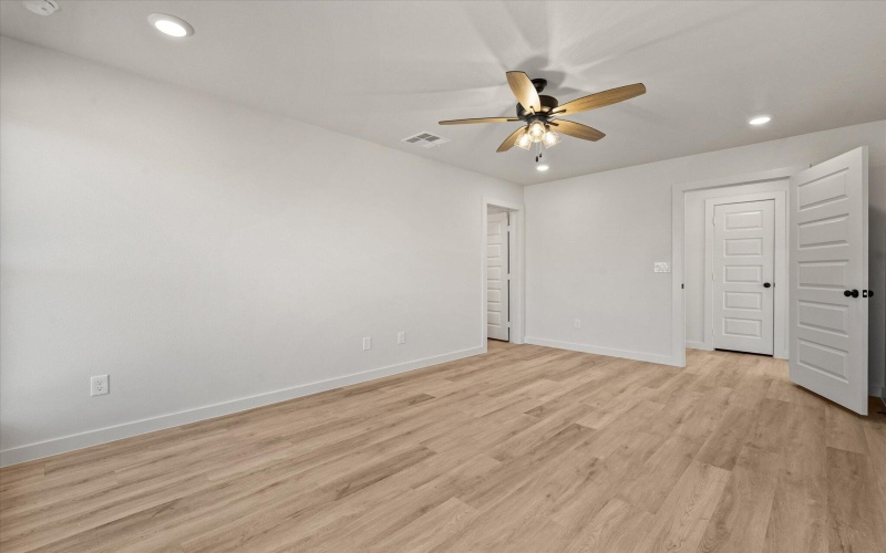 2011 Cottonwood Avenue, Wolfforth, TX 79382, 4 Bedrooms Bedrooms, ,2 BathroomsBathrooms,Residential,For Sale,2011 Cottonwood Avenue,0,202562539