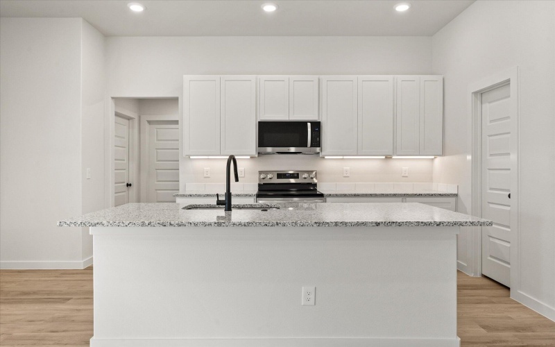 2011 Cottonwood Avenue, Wolfforth, TX 79382, 4 Bedrooms Bedrooms, ,2 BathroomsBathrooms,Residential,For Sale,2011 Cottonwood Avenue,0,202562539