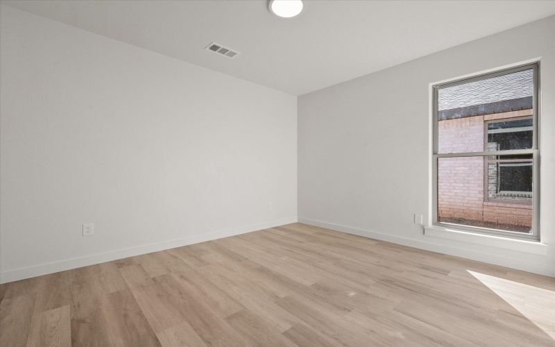 2010 Cottonwood Avenue, Wolfforth, TX 79382, 3 Bedrooms Bedrooms, ,2 BathroomsBathrooms,Residential,For Sale,2010 Cottonwood Avenue,0,202562540