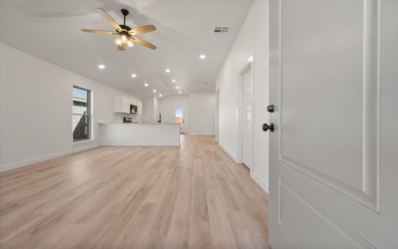 2010 Cottonwood Avenue, Wolfforth, TX 79382, 3 Bedrooms Bedrooms, ,2 BathroomsBathrooms,Residential,For Sale,2010 Cottonwood Avenue,0,202562540