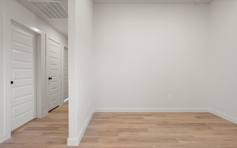 2009 Cottonwood Avenue, Wolfforth, TX 79382, 3 Bedrooms Bedrooms, ,2 BathroomsBathrooms,Residential,For Sale,2009 Cottonwood Avenue,0,202562541