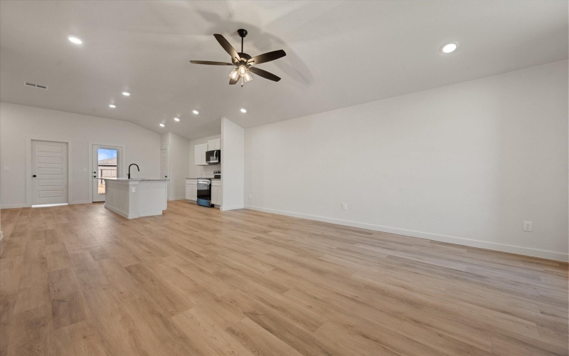 2009 Cottonwood Avenue, Wolfforth, TX 79382, 3 Bedrooms Bedrooms, ,2 BathroomsBathrooms,Residential,For Sale,2009 Cottonwood Avenue,0,202562541