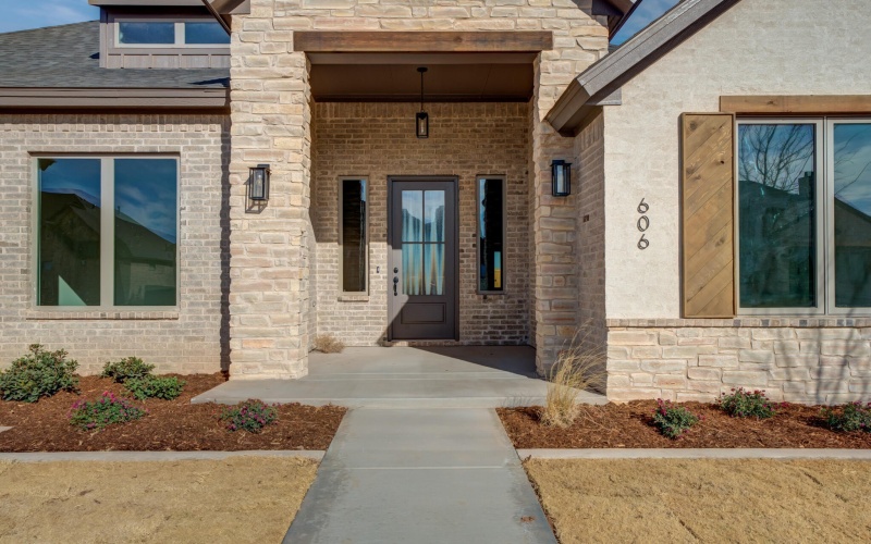 606 N 14th Street, Wolfforth, TX 79382, 4 Bedrooms Bedrooms, ,3 BathroomsBathrooms,Residential,For Sale,606 N 14th Street,0,202562545