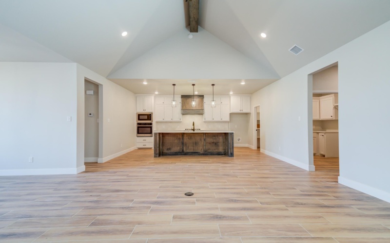 7805 54th Street, Lubbock, TX 79407, 4 Bedrooms Bedrooms, ,3 BathroomsBathrooms,Residential,For Sale,7805 54th Street,0,202562546