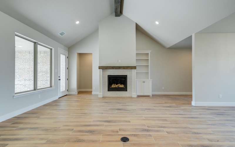 7805 54th Street, Lubbock, TX 79407, 4 Bedrooms Bedrooms, ,3 BathroomsBathrooms,Residential,For Sale,7805 54th Street,0,202562546