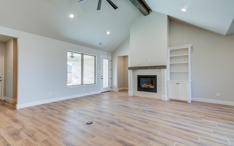 7805 54th Street, Lubbock, TX 79407, 4 Bedrooms Bedrooms, ,3 BathroomsBathrooms,Residential,For Sale,7805 54th Street,0,202562546