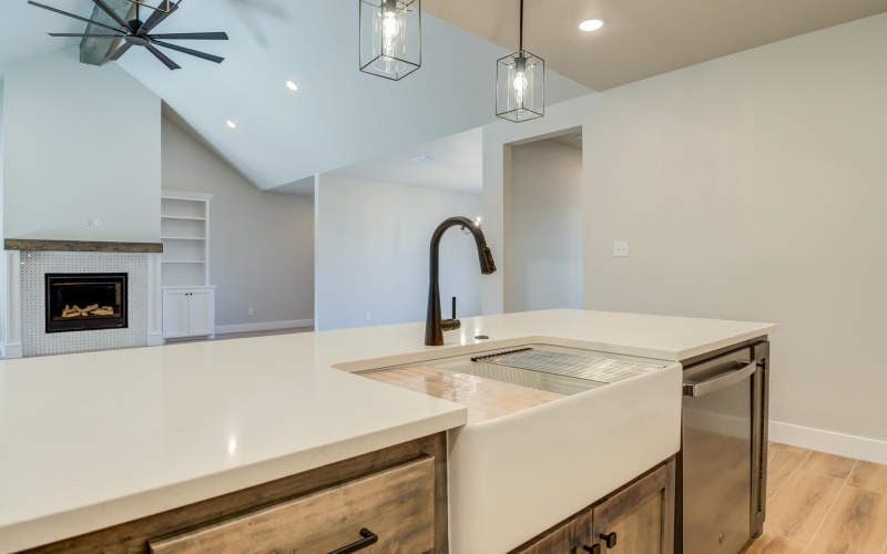 7805 54th Street, Lubbock, TX 79407, 4 Bedrooms Bedrooms, ,3 BathroomsBathrooms,Residential,For Sale,7805 54th Street,0,202562546