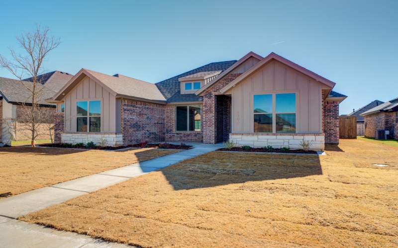 7805 54th Street, Lubbock, TX 79407, 4 Bedrooms Bedrooms, ,3 BathroomsBathrooms,Residential,For Sale,7805 54th Street,0,202562546