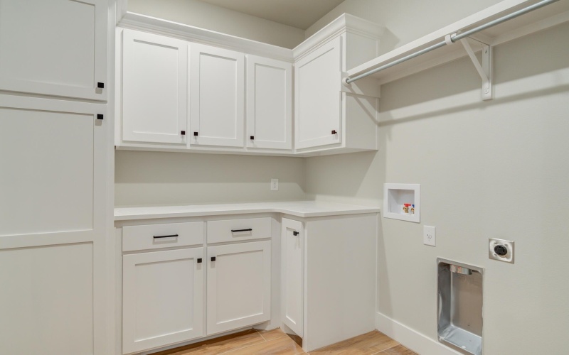 7805 54th Street, Lubbock, TX 79407, 4 Bedrooms Bedrooms, ,3 BathroomsBathrooms,Residential,For Sale,7805 54th Street,0,202562546