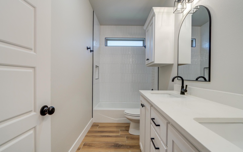 7805 54th Street, Lubbock, TX 79407, 4 Bedrooms Bedrooms, ,3 BathroomsBathrooms,Residential,For Sale,7805 54th Street,0,202562546