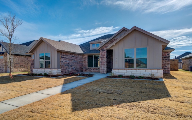 7805 54th Street, Lubbock, TX 79407, 4 Bedrooms Bedrooms, ,3 BathroomsBathrooms,Residential,For Sale,7805 54th Street,0,202562546