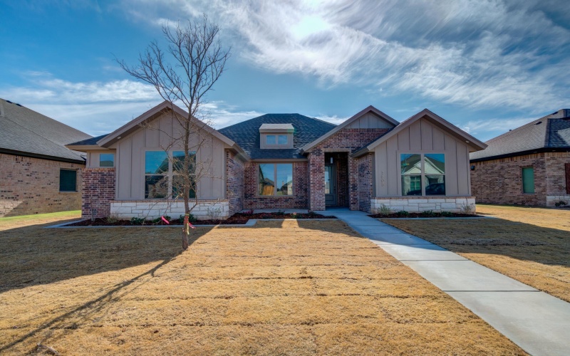 7805 54th Street, Lubbock, TX 79407, 4 Bedrooms Bedrooms, ,3 BathroomsBathrooms,Residential,For Sale,7805 54th Street,0,202562546