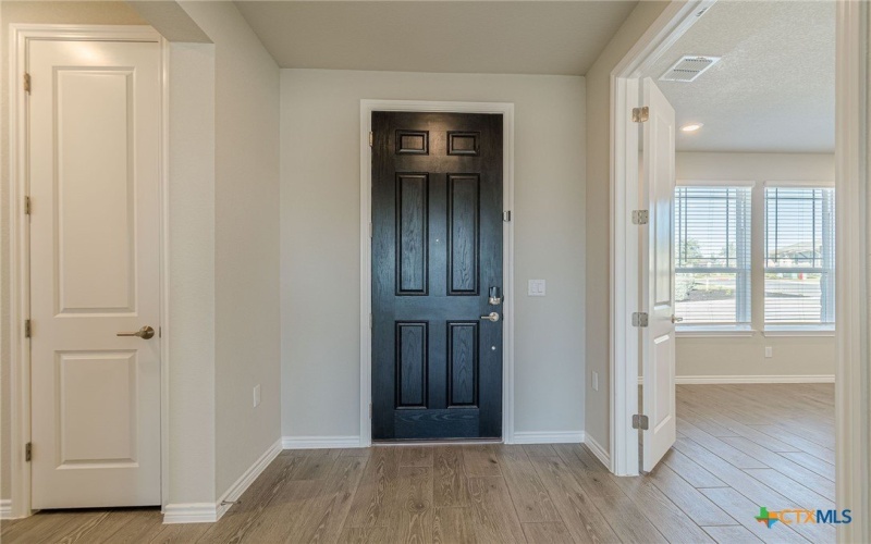 140 Surfside Street #101, San Marcos, TX 78666, 2 Bedrooms Bedrooms, ,2 BathroomsBathrooms,Residential,For Sale,140 Surfside Street,0,596862