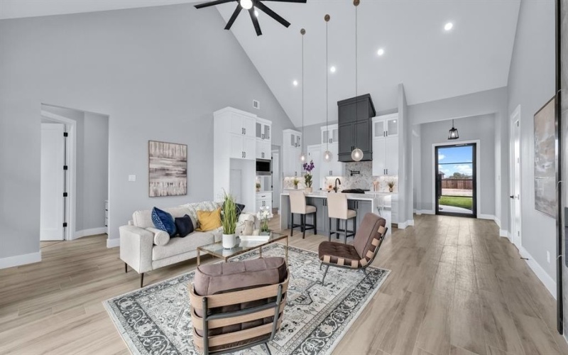 1000 Elevation Trail, Weatherford, TX 76087, 4 Bedrooms Bedrooms, ,5 BathroomsBathrooms,Residential,For Sale,1000 Elevation Trail,0,21100219