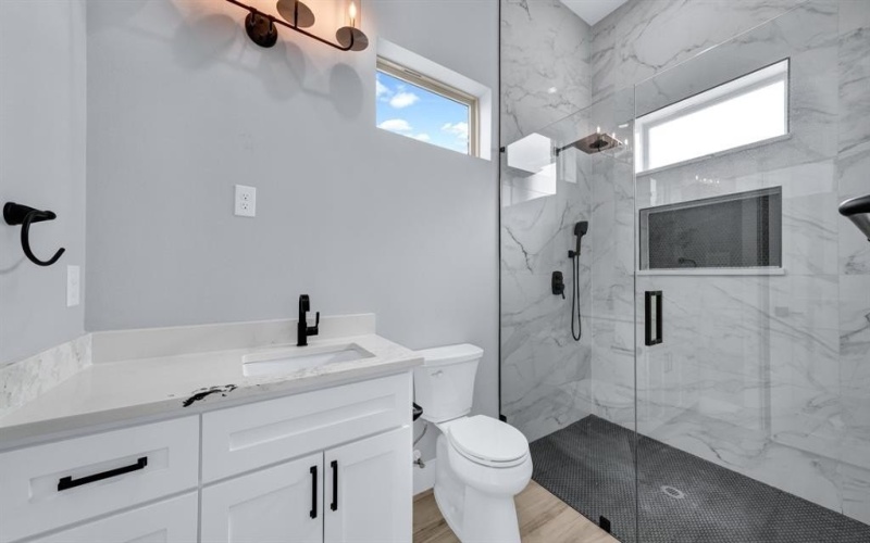 1000 Elevation Trail, Weatherford, TX 76087, 4 Bedrooms Bedrooms, ,5 BathroomsBathrooms,Residential,For Sale,1000 Elevation Trail,0,21100219