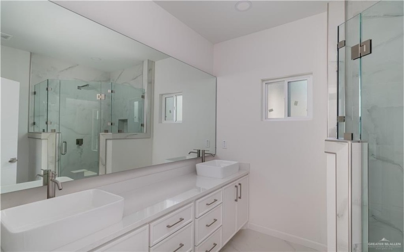 2711 Harmony Street, Mission, TX 78574, 3 Habitaciones Habitaciones , ,3 BañosBaños,Residential,En Venta,2711 Harmony Street,470332