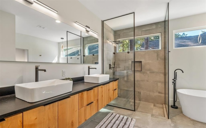 380 Vail Court, Montgomery, TX 77356, 3 Habitaciones Habitaciones , ,3 BañosBaños,Residential,En Venta,380 Vail Court,0,21102102