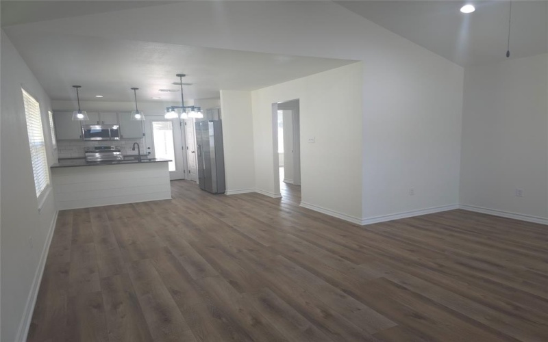 403 Campbell Street, Daingerfield, TX 75638, 4 Habitaciones Habitaciones , ,2 BañosBaños,Residential,En Venta,403 Campbell Street,0,21102118