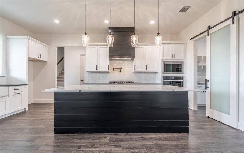 536 Helena Drive, Granbury, TX 76048, 4 Habitaciones Habitaciones , ,3 BañosBaños,Residential,En Venta,536 Helena Drive,0,21102198