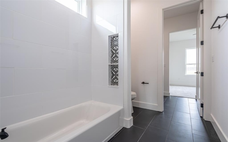 536 Helena Drive, Granbury, TX 76048, 4 Habitaciones Habitaciones , ,3 BañosBaños,Residential,En Venta,536 Helena Drive,0,21102198