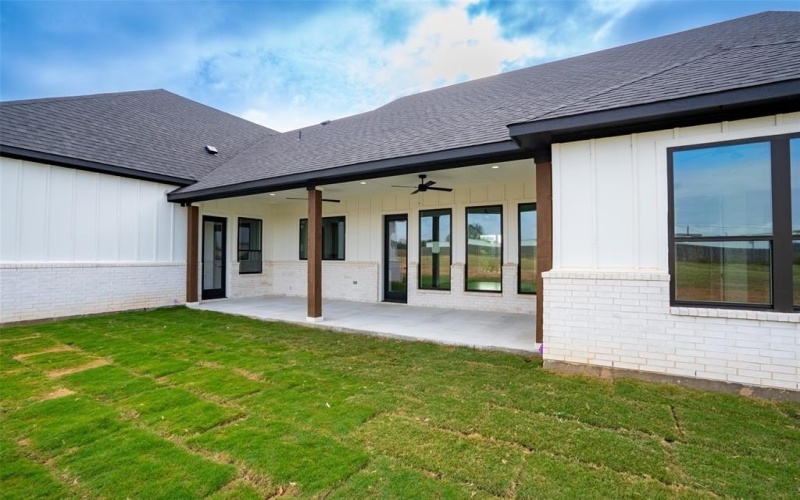 536 Helena Drive, Granbury, TX 76048, 4 Habitaciones Habitaciones , ,3 BañosBaños,Residential,En Venta,536 Helena Drive,0,21102198