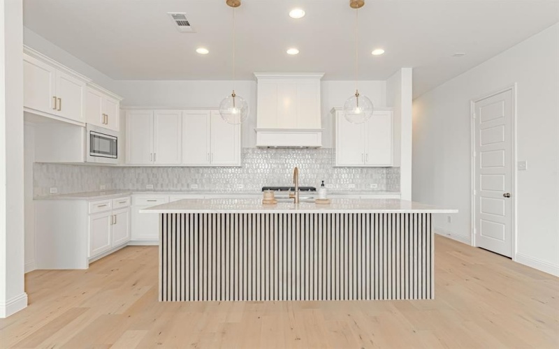 2154 Village Walk Place, Aledo, TX 76008, 3 Habitaciones Habitaciones , ,2 BañosBaños,Residential,En Venta,2154 Village Walk Place,0,21102230