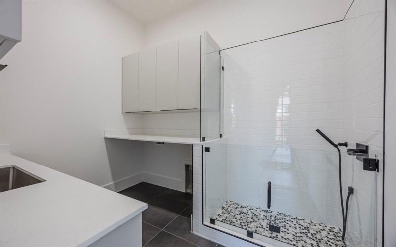 5723 Meletio Lane, Dallas, TX 75230, 5 Habitaciones Habitaciones , ,6 BañosBaños,Residential,En Venta,5723 Meletio Lane,0,21102239