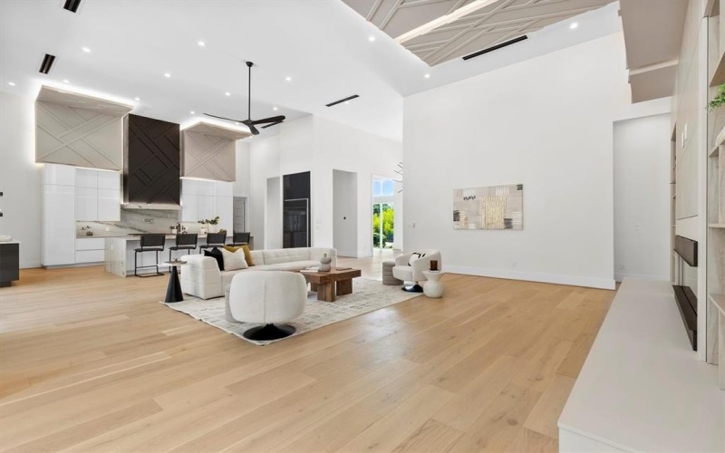 11314 Hillcrest Road, Dallas, TX 75230, 5 Bedrooms Bedrooms, ,6 BathroomsBathrooms,Residential,For Sale,11314 Hillcrest Road,0,21102279