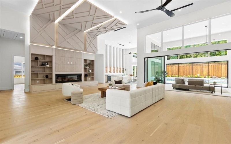 11314 Hillcrest Road, Dallas, TX 75230, 5 Bedrooms Bedrooms, ,6 BathroomsBathrooms,Residential,For Sale,11314 Hillcrest Road,0,21102279