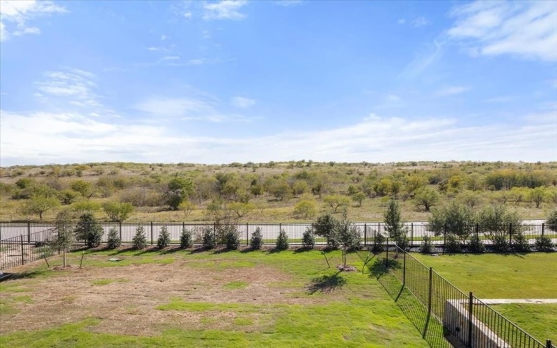 9613 Latour Lane, Fort Worth, TX 76126, 4 Bedrooms Bedrooms, ,5 BathroomsBathrooms,Residential,For Sale,9613 Latour Lane,0,21102294