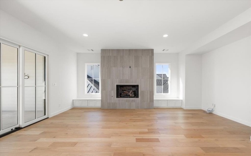 9613 Latour Lane, Fort Worth, TX 76126, 4 Bedrooms Bedrooms, ,5 BathroomsBathrooms,Residential,For Sale,9613 Latour Lane,0,21102294