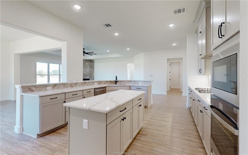 10120 Henley Cove, Iola, TX 77861, 3 Bedrooms Bedrooms, ,2 BathroomsBathrooms,Residential,For Sale,10120 Henley Cove,0,24014810