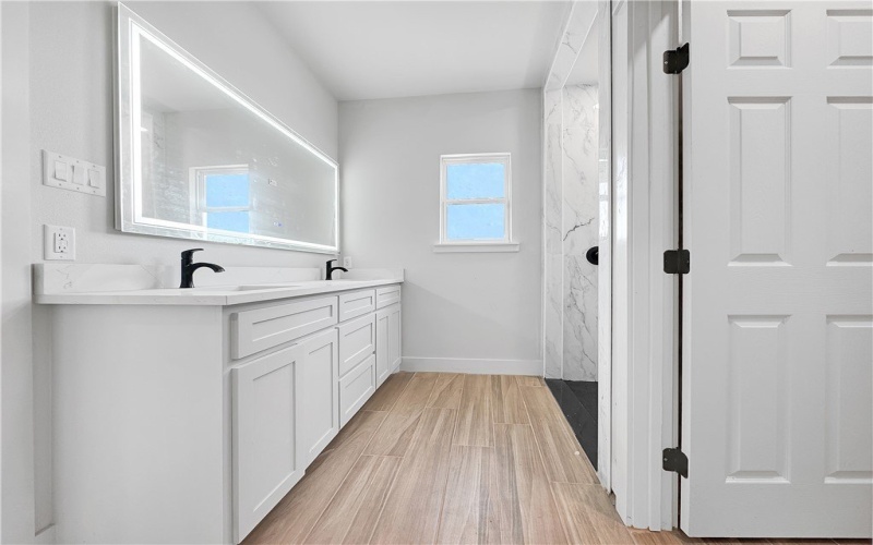 6222 Sadie Street, Corpus Christi, TX 78415, 4 Habitaciones Habitaciones , ,3 BañosBaños,Residential,En Venta,6222 Sadie Street,0,467058