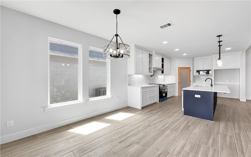 6222 Sadie Street, Corpus Christi, TX 78415, 4 Habitaciones Habitaciones , ,3 BañosBaños,Residential,En Venta,6222 Sadie Street,0,467058