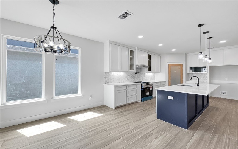 6222 Sadie Street, Corpus Christi, TX 78415, 4 Habitaciones Habitaciones , ,3 BañosBaños,Residential,En Venta,6222 Sadie Street,0,467058