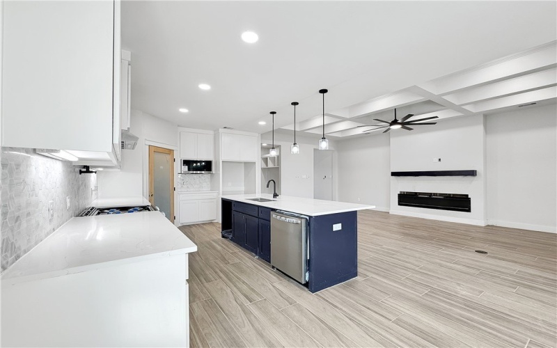 6222 Sadie Street, Corpus Christi, TX 78415, 4 Habitaciones Habitaciones , ,3 BañosBaños,Residential,En Venta,6222 Sadie Street,0,467058