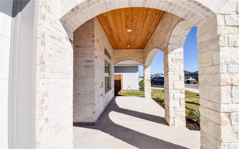 4201 Jack Shuff Drive, Corpus Christi, TX 78414, 4 Bedrooms Bedrooms, ,2 BathroomsBathrooms,Residential,For Sale,4201 Jack Shuff Drive,0,467271