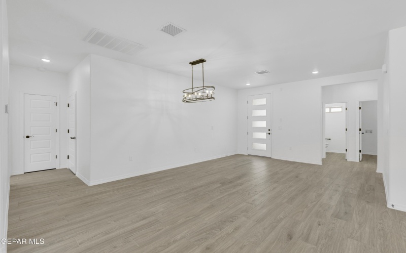 871 COUNTRY CLUB Road unit: 1C #1C, El Paso, TX 79932, 2 Habitaciones Habitaciones , ,2 BañosBaños,Residential Multi Family,En Venta,871 COUNTRY CLUB Road unit: 1C,0,910145