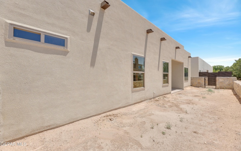 871 COUNTRY CLUB Road unit: 1C #1C, El Paso, TX 79932, 2 Habitaciones Habitaciones , ,2 BañosBaños,Residential Multi Family,En Venta,871 COUNTRY CLUB Road unit: 1C,0,910145