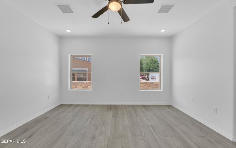 871 COUNTRY CLUB Road unit: 1C #1C, El Paso, TX 79932, 2 Habitaciones Habitaciones , ,2 BañosBaños,Residential Multi Family,En Venta,871 COUNTRY CLUB Road unit: 1C,0,910145