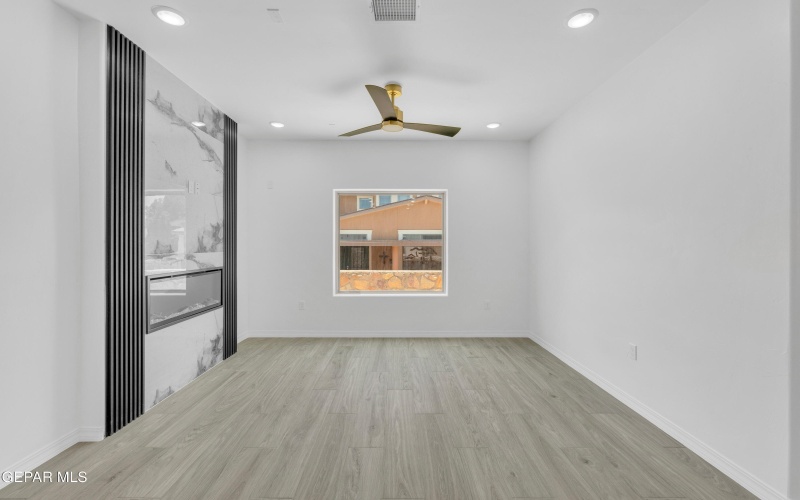 871 COUNTRY CLUB Road unit: 1C #1C, El Paso, TX 79932, 2 Habitaciones Habitaciones , ,2 BañosBaños,Residential Multi Family,En Venta,871 COUNTRY CLUB Road unit: 1C,0,910145