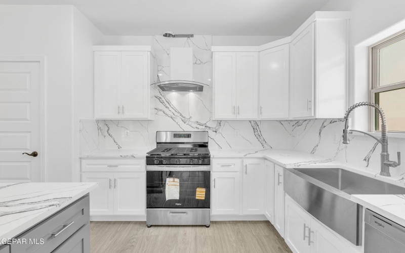 871 COUNTRY CLUB Road unit: 1C #1C, El Paso, TX 79932, 2 Habitaciones Habitaciones , ,2 BañosBaños,Residential Multi Family,En Venta,871 COUNTRY CLUB Road unit: 1C,0,910145