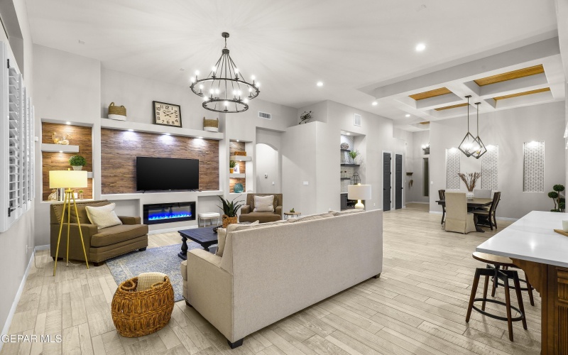 320 Emerald Rise Drive, El Paso, TX 79928, 4 Habitaciones Habitaciones , ,2 BañosBaños,Residential,En Venta,320 Emerald Rise Drive,0,933080